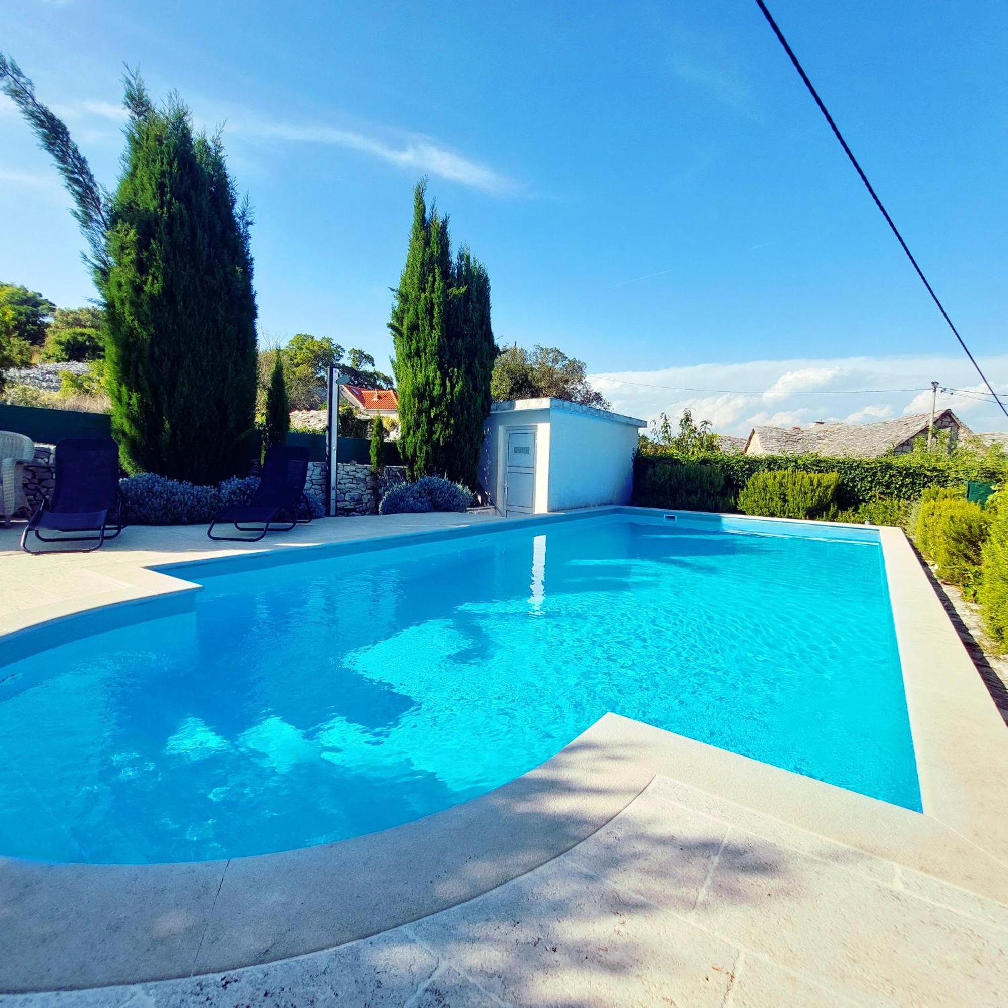 Charming Villa Nika With The Pool Supetar Exterior photo